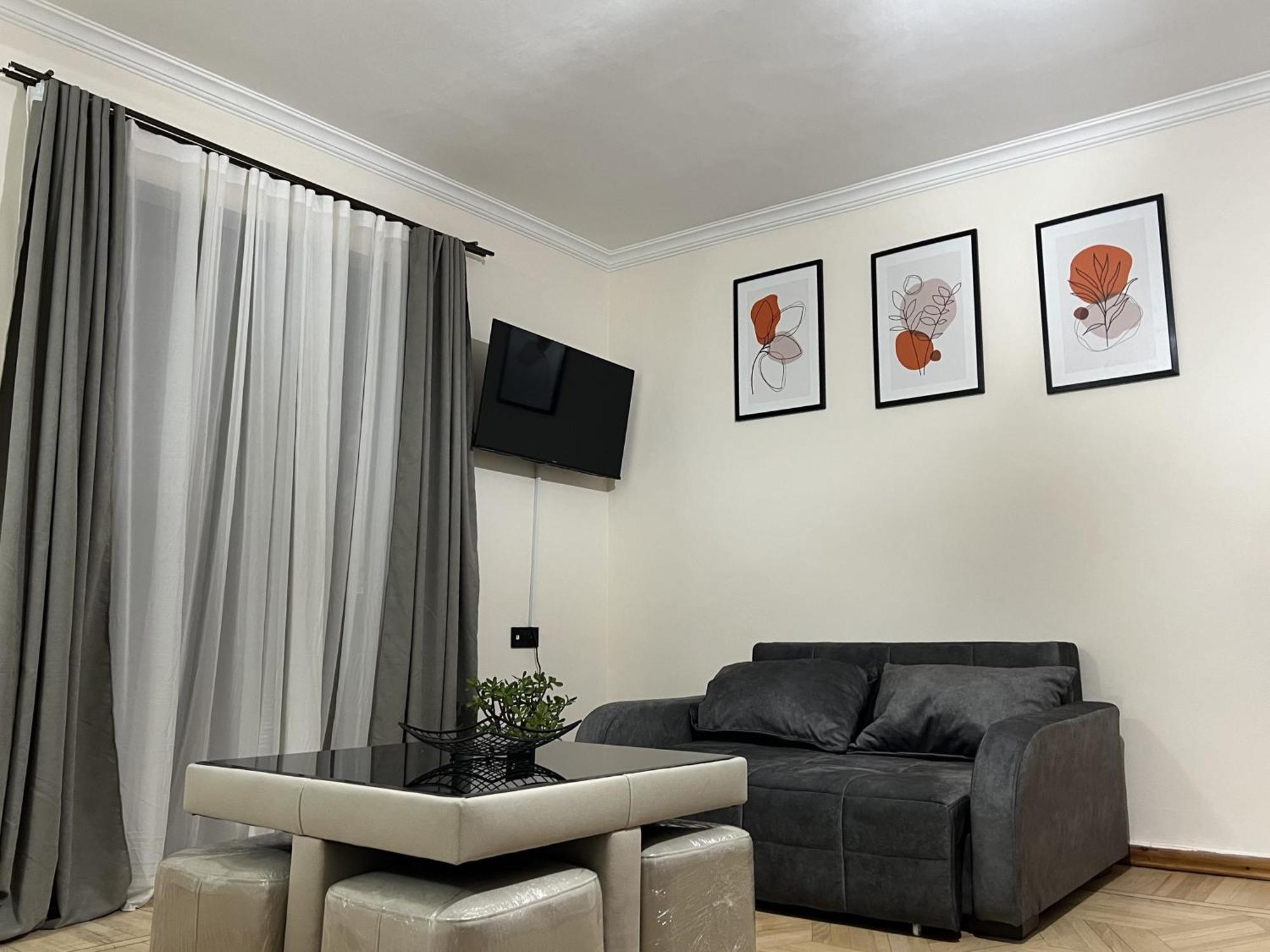 Maco'S Apartment Kutaisi Dış mekan fotoğraf